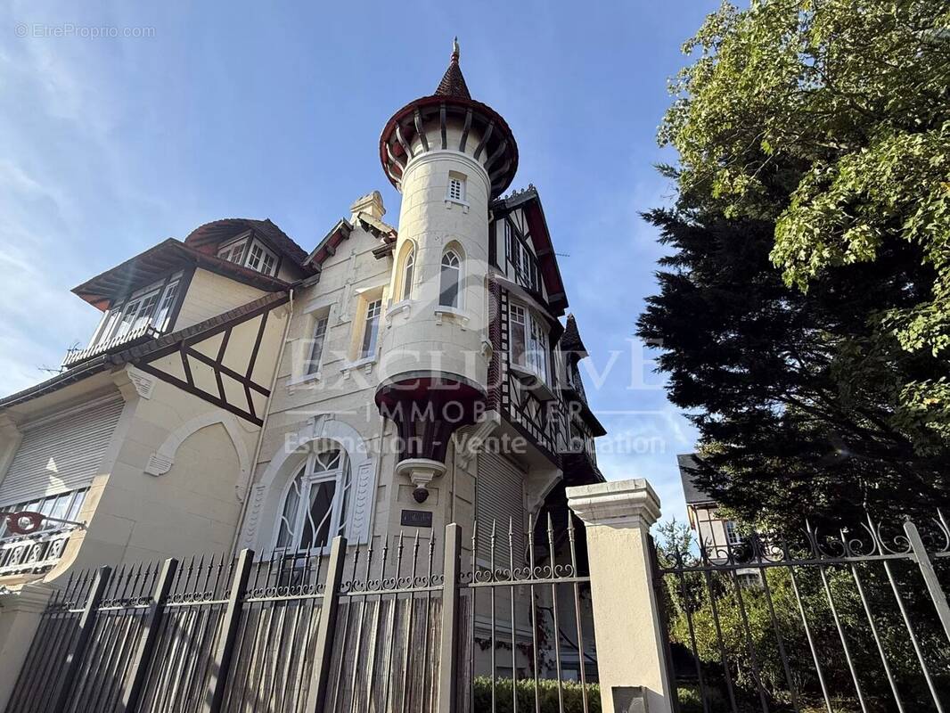 Appartement à DEAUVILLE