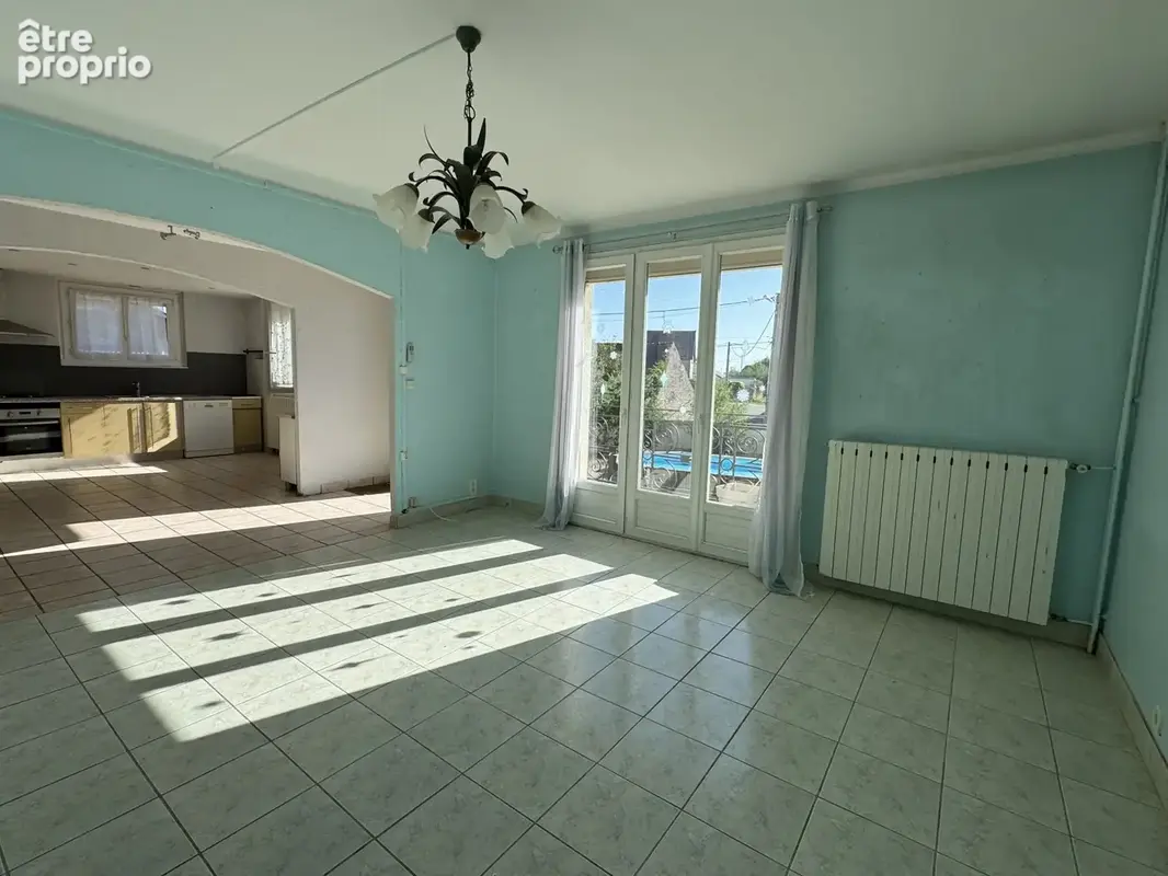 Maison 10 pièces 255 m² à vendre à Chaussin (39120) - photo 5
