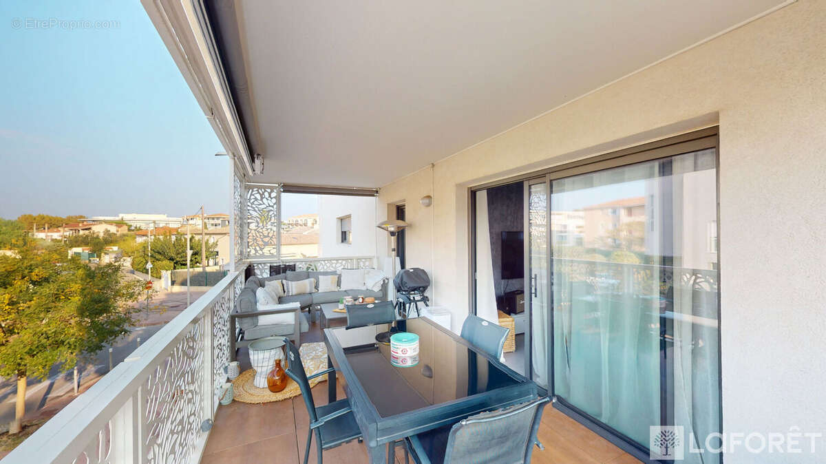 Appartement à FREJUS