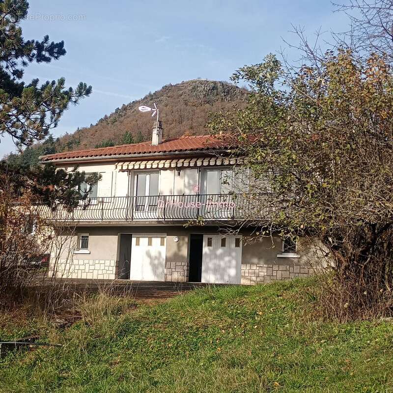 Maison à BRIVES-CHARENSAC