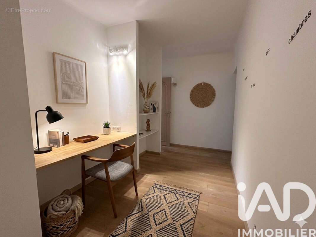 Maison 270 m² à Bernis  - photo 8