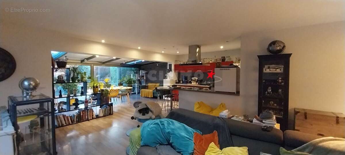 Maison à DREMIL-LAFAGE