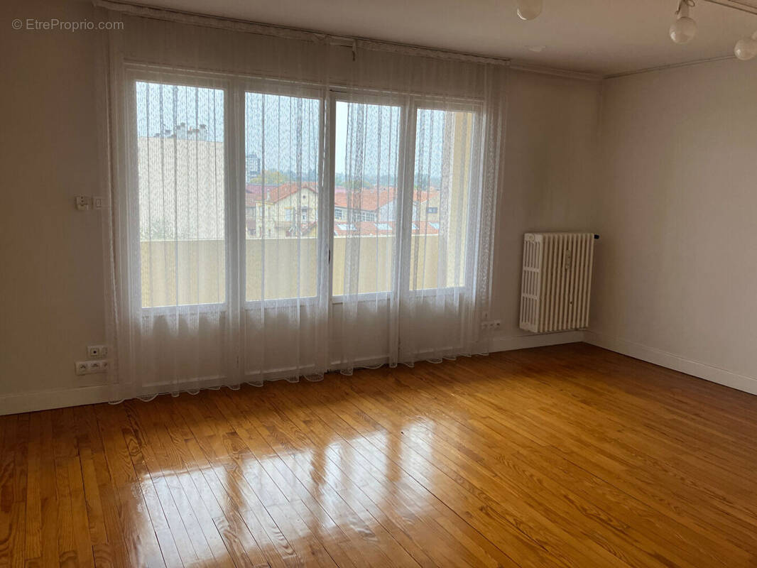 Appartement à ROANNE