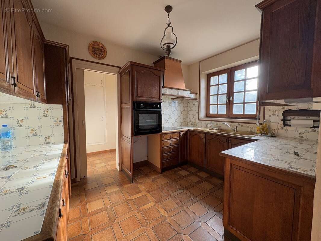 Maison à SAINT-FORT-SUR-LE-NE