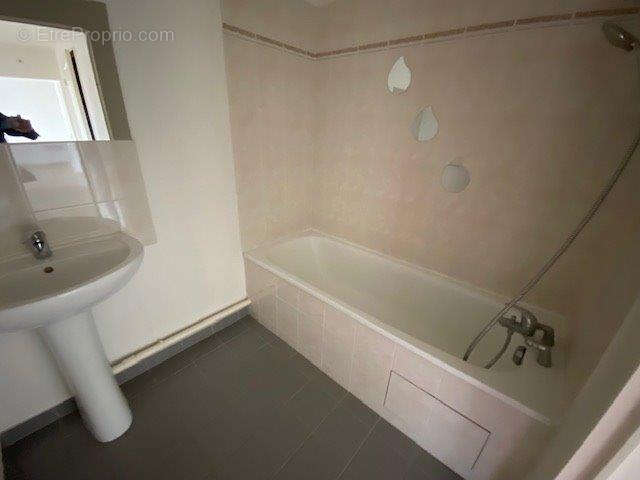 Appartement à EPERNON