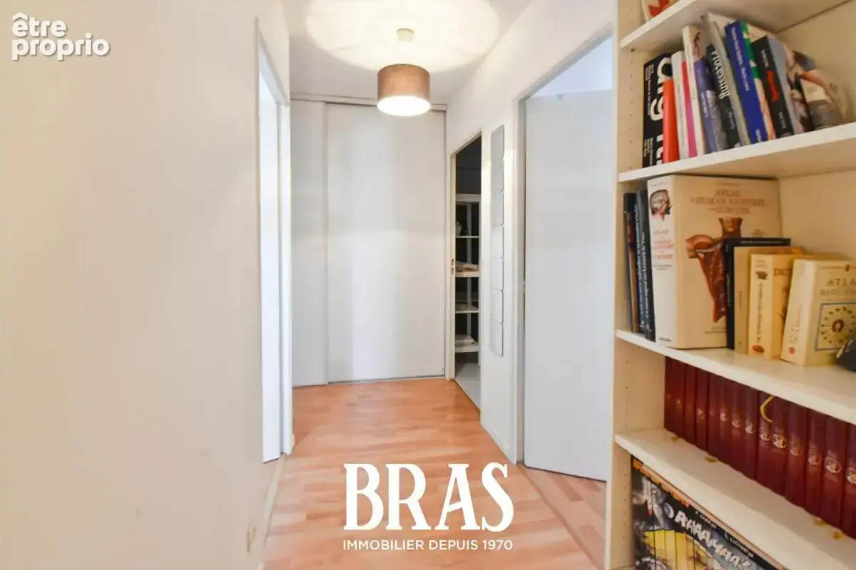 Appartement T4 Duplex avec balcon et garage - photo 9