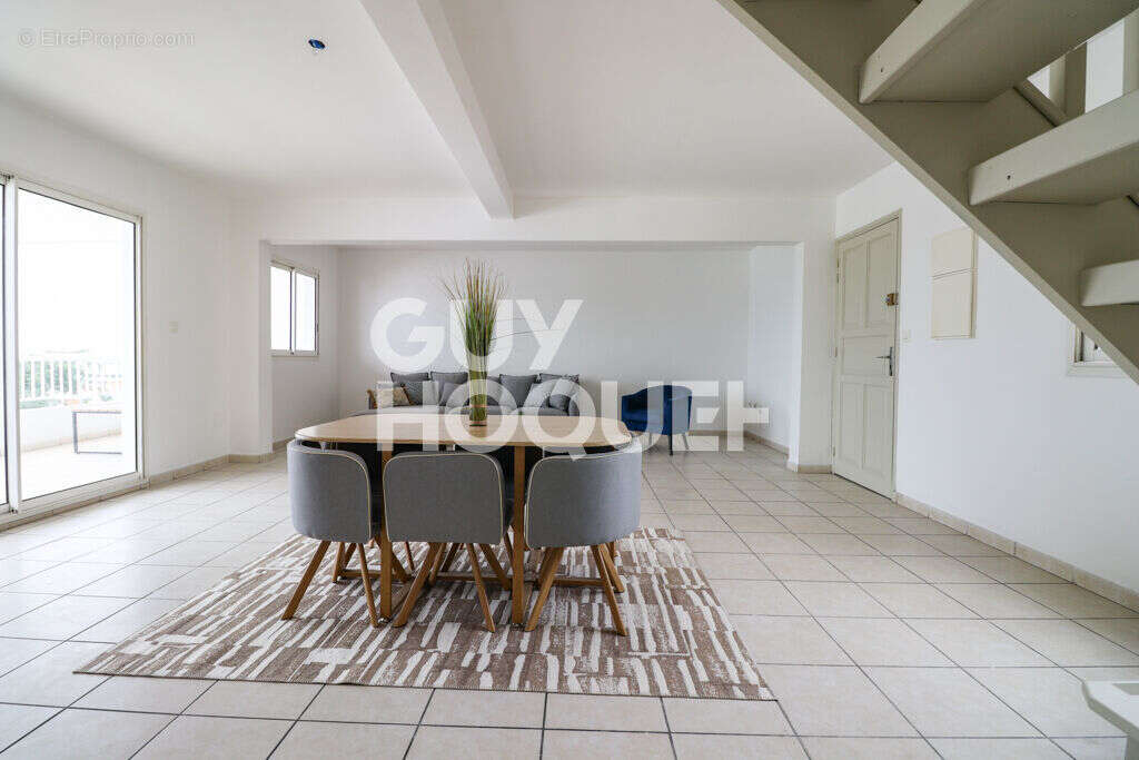 Appartement à SAINT-DENIS