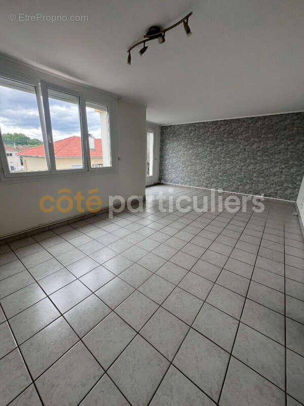 Appartement Tarbes 5 pièce(s) 114 m2 - photo 2