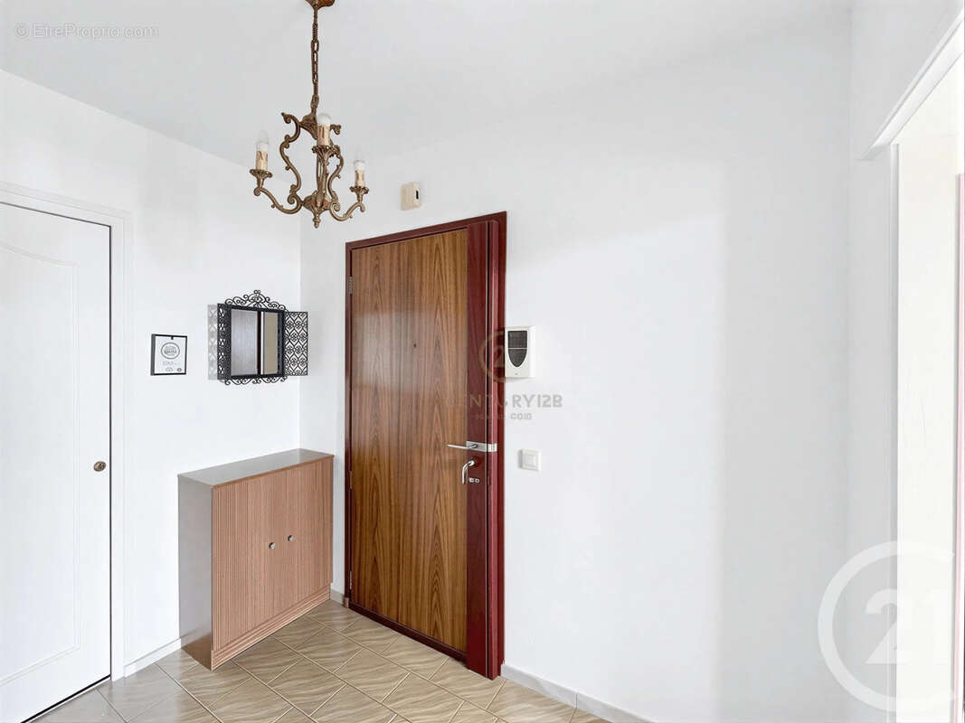 Appartement à SAINTE-FOY-LES-LYON