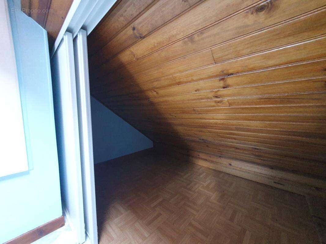 Maison à VILLEMANOCHE