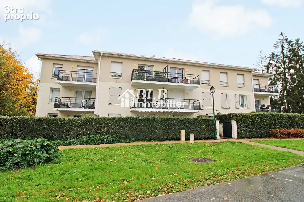 Photo Appartement à Le Perray-En-Yvelines au prix de 270 000€