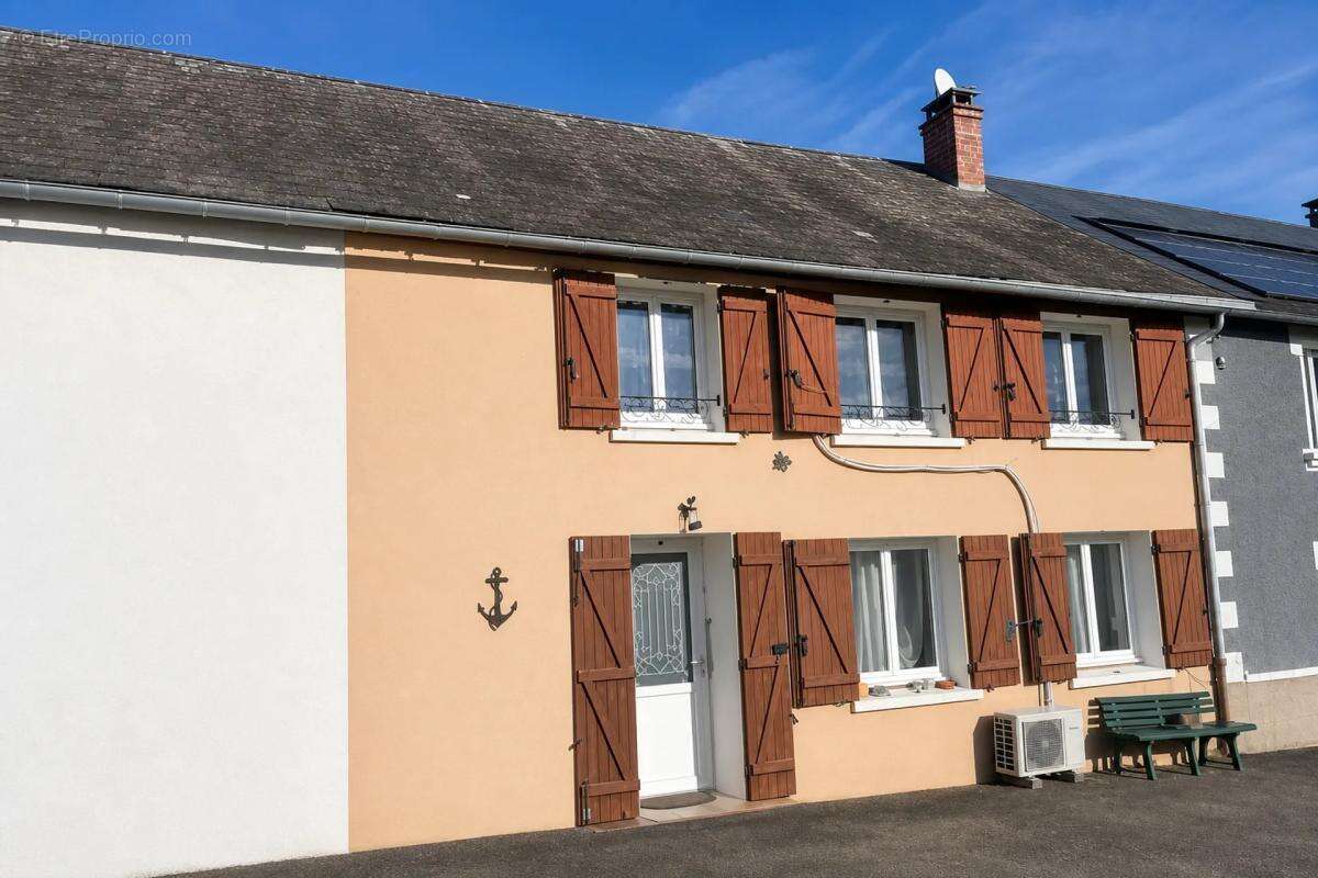 Maison à BIOLLET