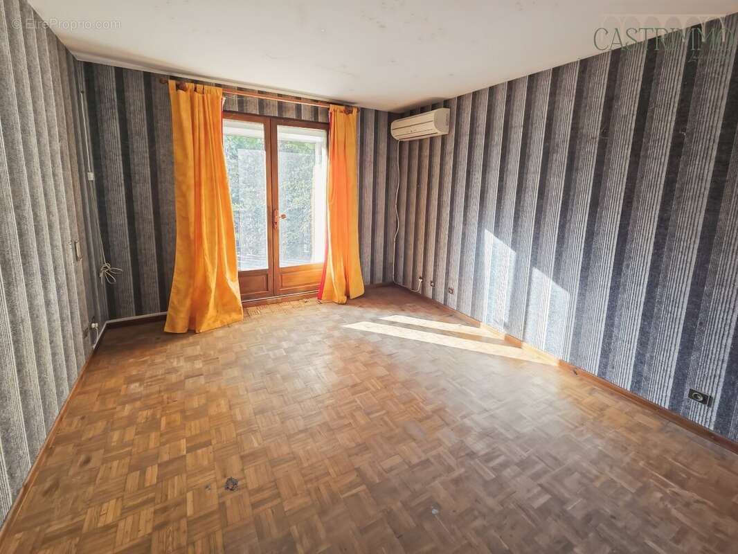 Maison à RESTINCLIERES