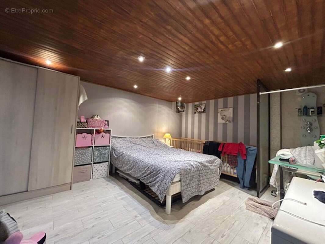 Maison à SARTROUVILLE