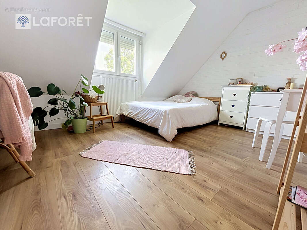 Maison à PLOUGOUMELEN