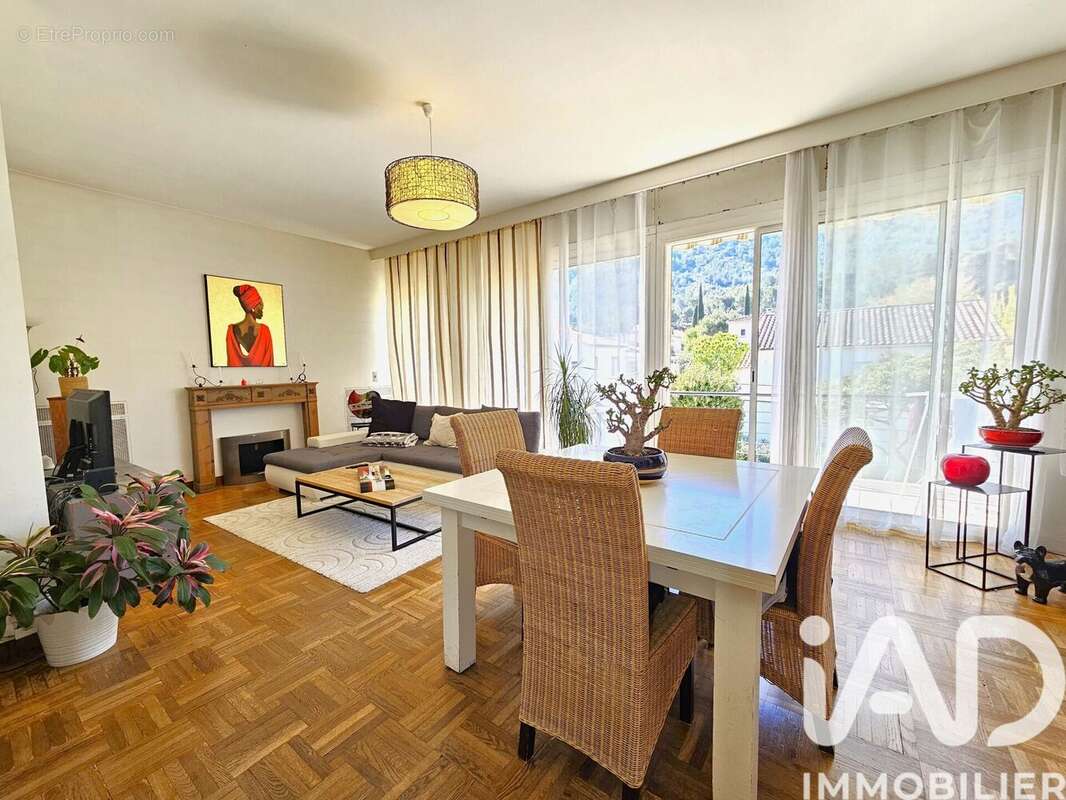 Photo 2 - Maison à LA PENNE-SUR-HUVEAUNE