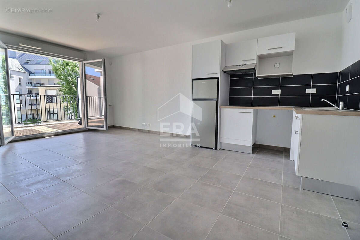 Appartement à CHENNEVIERES-SUR-MARNE
