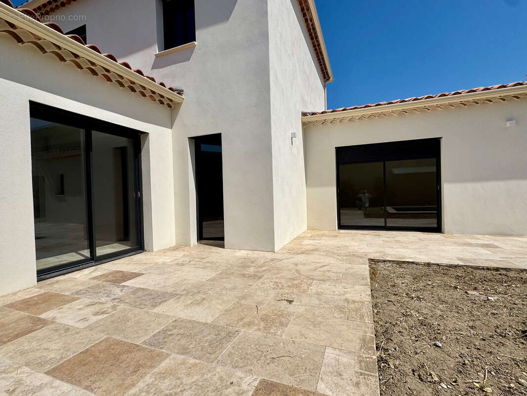 Maison à VAISON-LA-ROMAINE