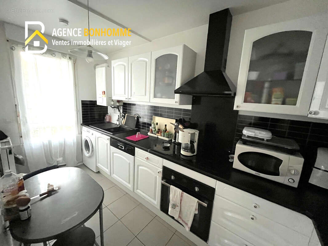 Autre à LES MUREAUX