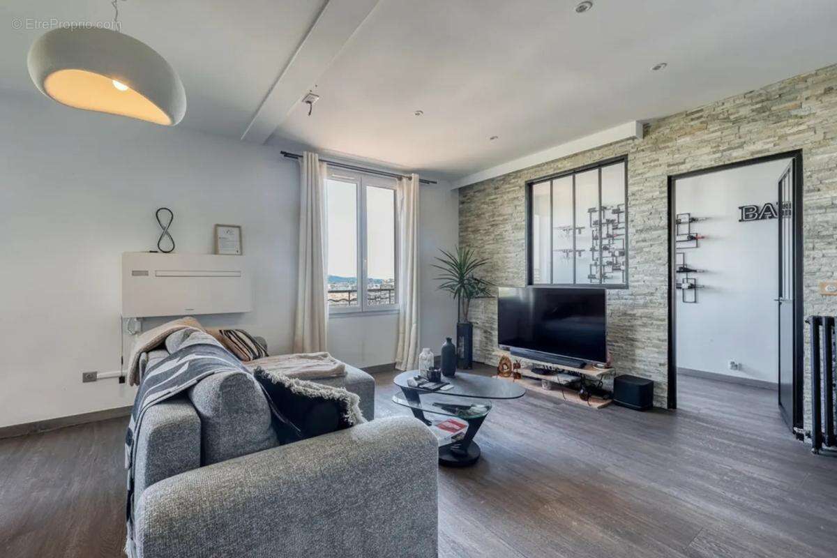 Appartement lumineux 2P de 67 m² à Toulon - photo 3