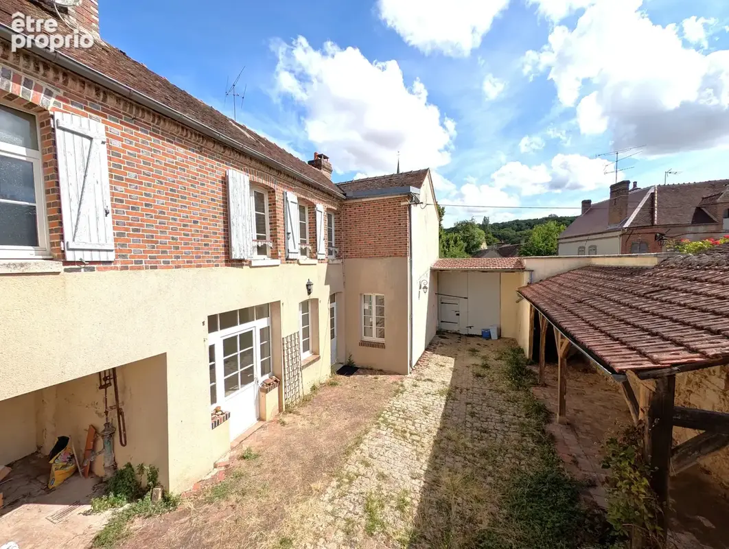Maison ancienne avec 5 chambres au centre de la Ferté Loupière de 192m2 habitables sur jardin de 280m2 et jard - photo 20