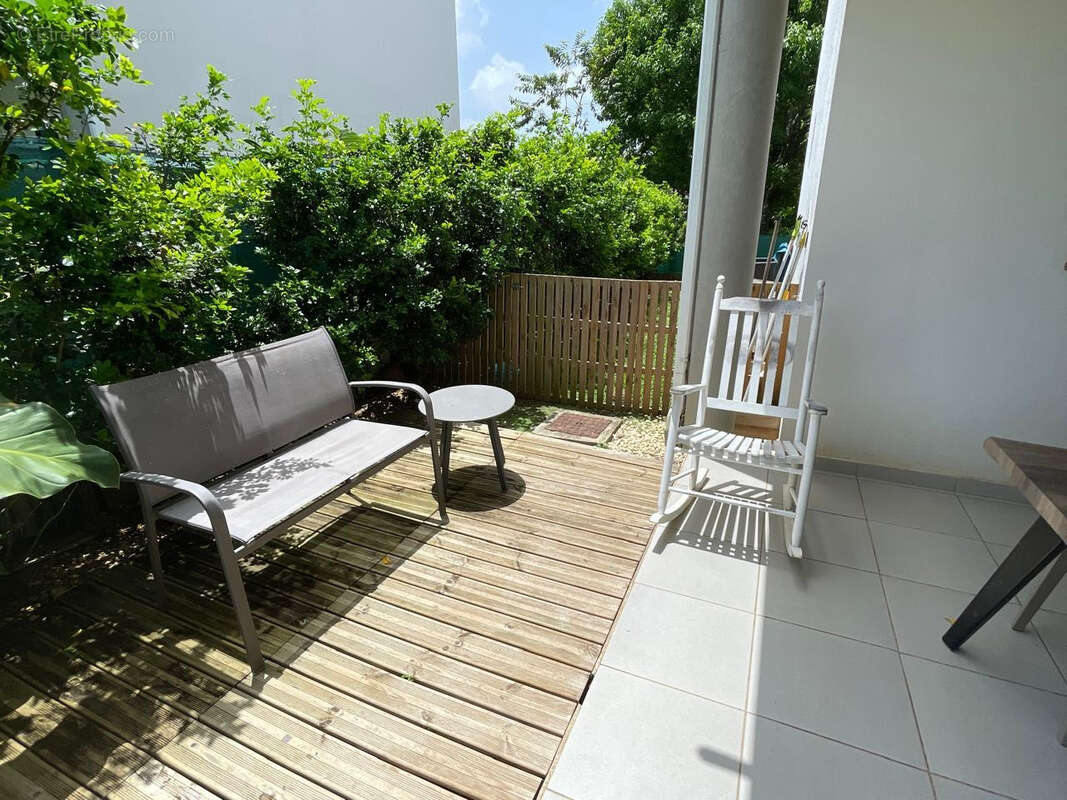 Appartement à PETIT-BOURG