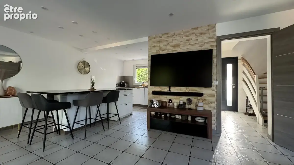 LIMITE AIX / BRISON ST INNOCENT, MAISON 4 CH 123 m2 (180m2 au total), garage 32m2, terrain 505m2 - photo 8