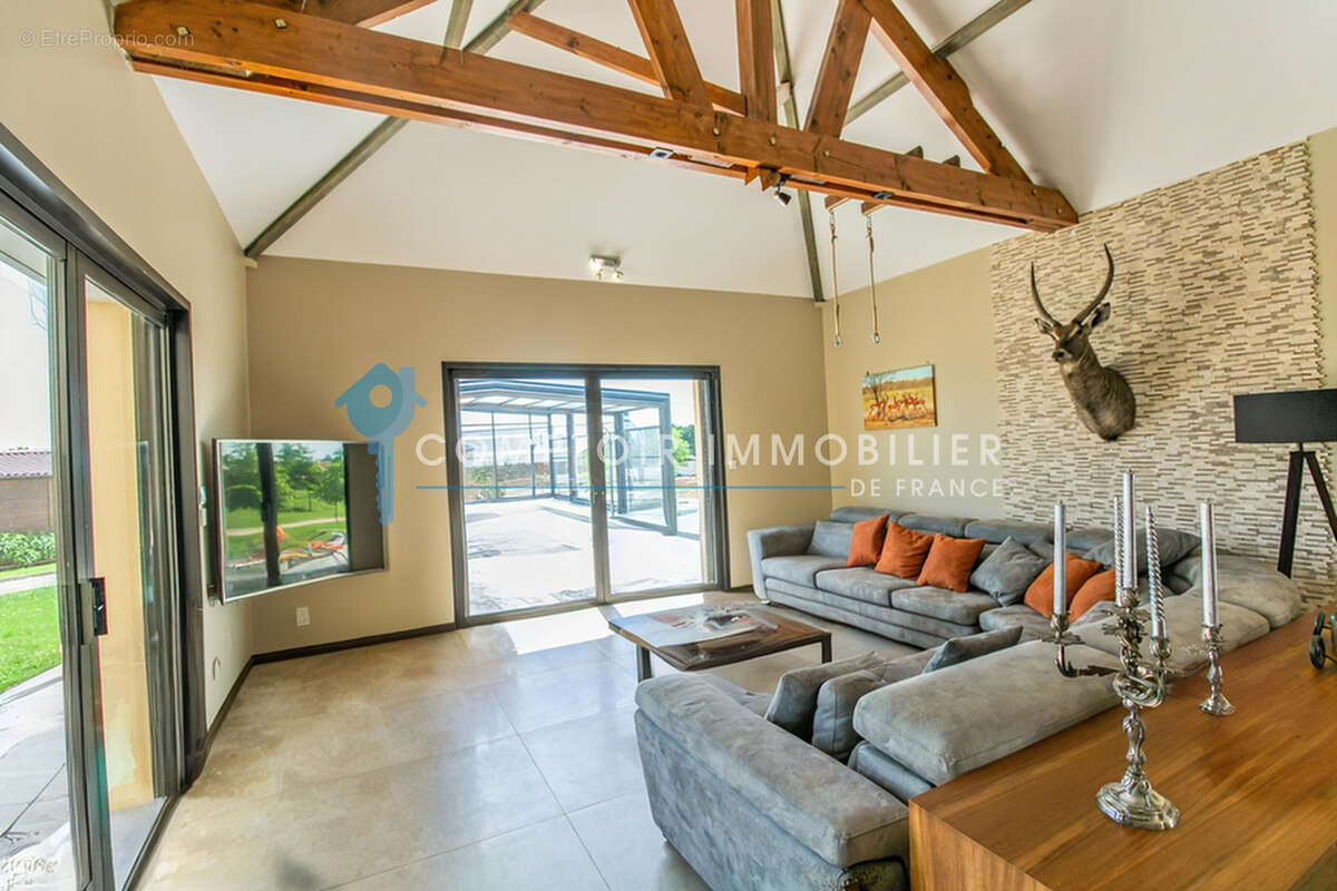 A vendre Dpt Eure (27) Propriété Equestre - A moins d'1 heure de Paris sur parc d'environ 2,6 ha - photo 3