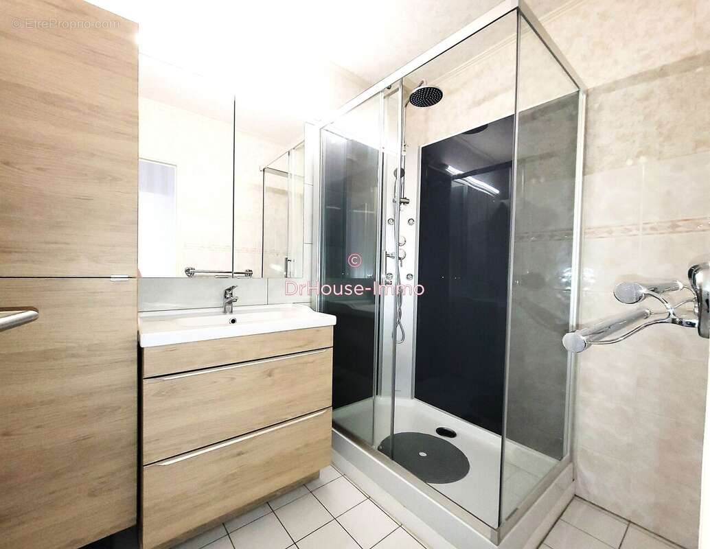 Appartement 94 m² à Reims  - photo 54