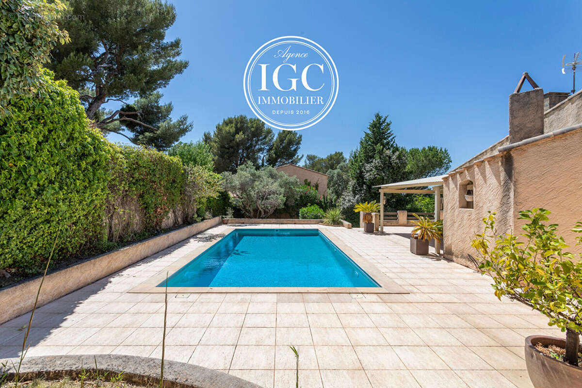 Maison type 5 - 150 m² / 954 m² terrain  piscine- vitrolles 13127 - photo 15