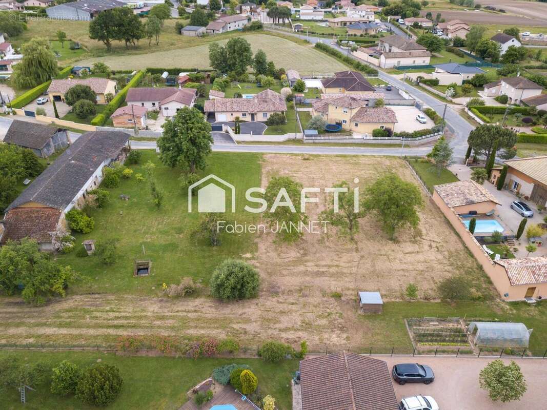 Photo 3 - Terrain à MANZIAT