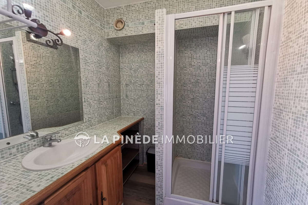 Appartement 27 m² à Vallauris  - photo 4