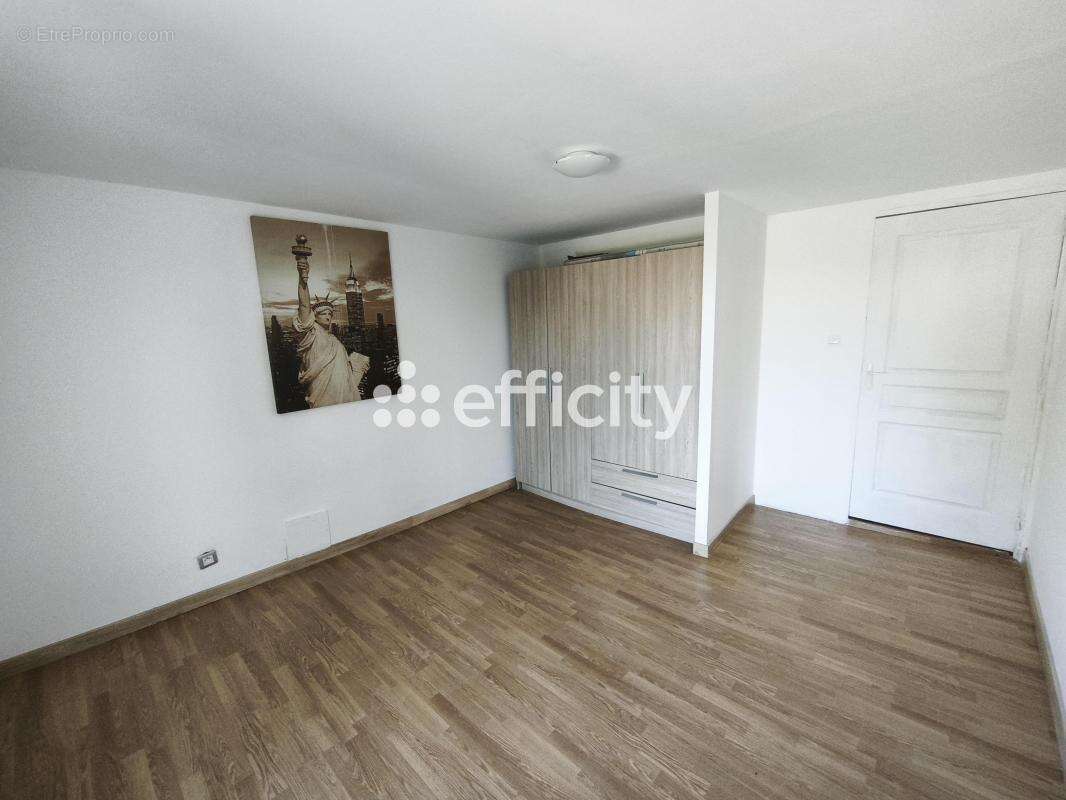 Maison 186 m² à Collinee  - photo 5