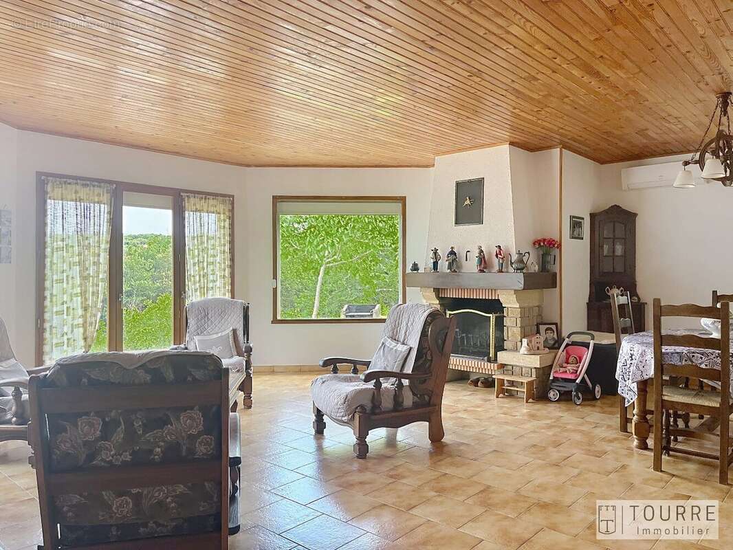 Maison à VALLON-PONT-D&#039;ARC