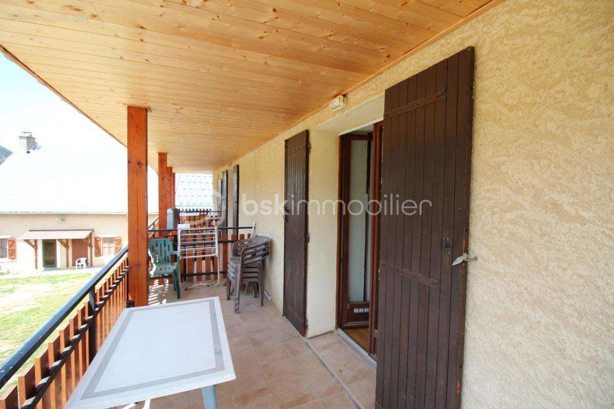 Ensemble immobilier avec 4 logements, vue panoramique  - photo 13