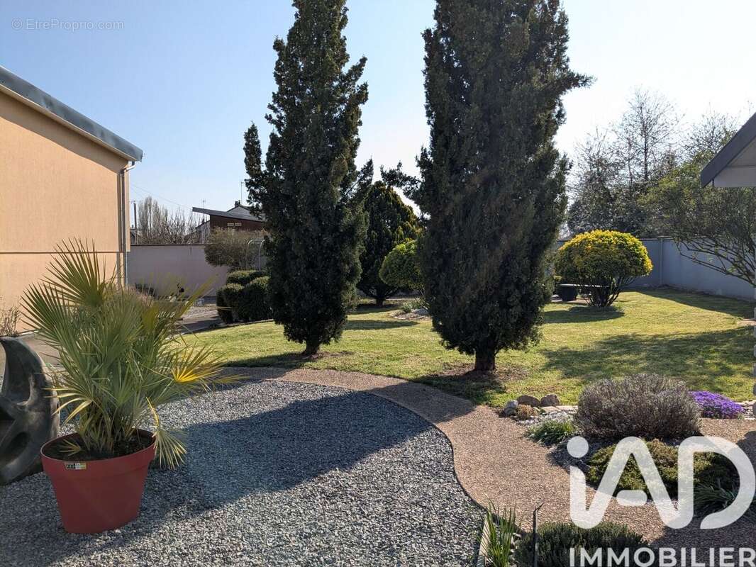 Photo 6 - Maison à BRIENON-SUR-ARMANCON