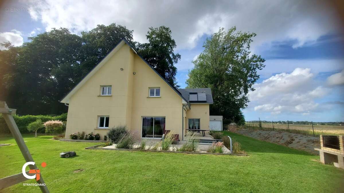 Maison à LONGUEVILLE-SUR-SCIE