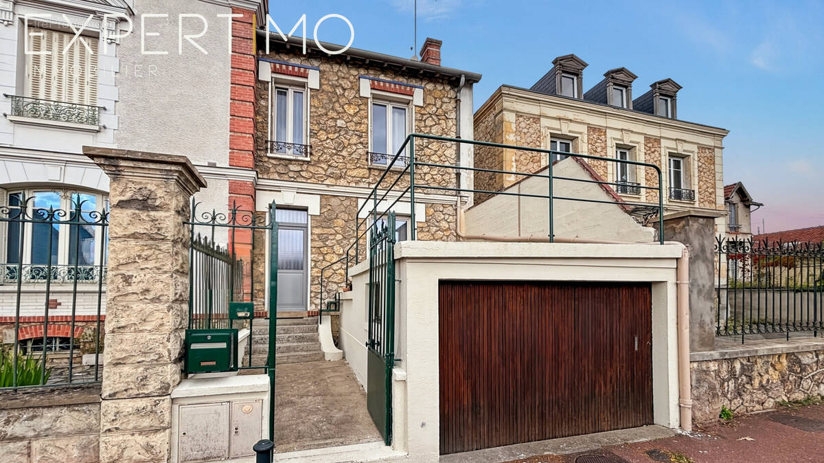 Maison à ETAMPES