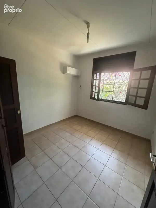 A vendre maison type f5 excellente situation - photo 17