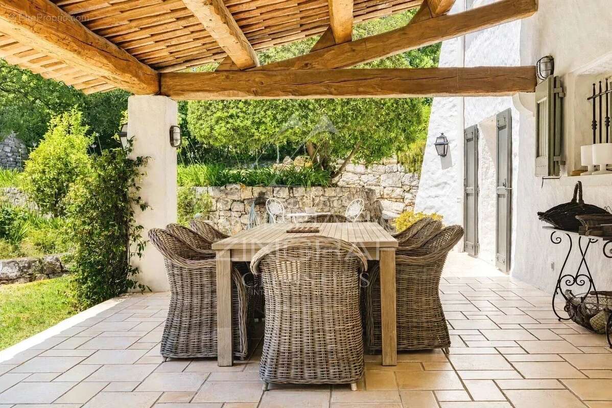 Maison à LE ROURET