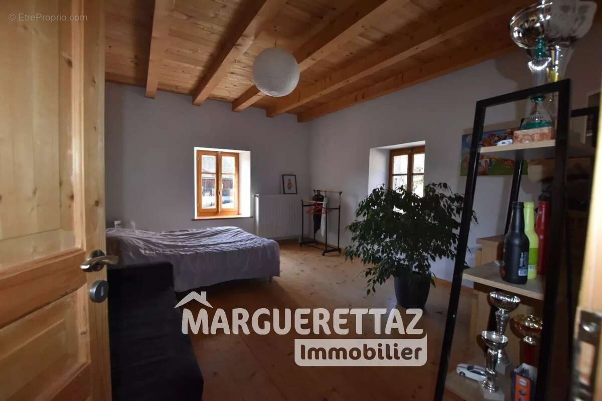 Maison à MEGEVETTE