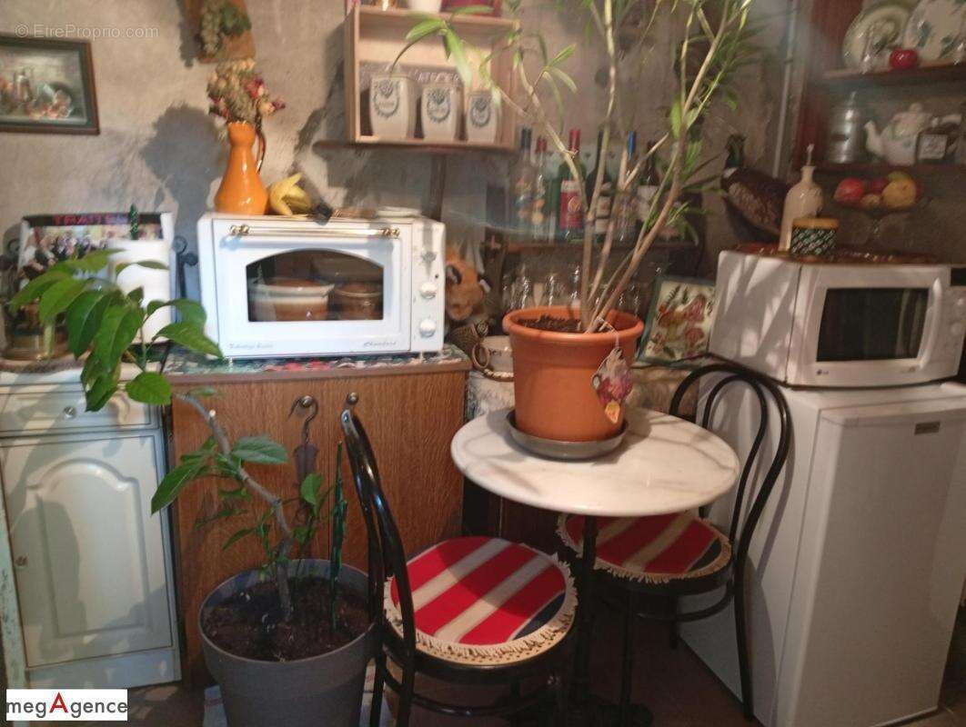 Appartement Vichy, 2 chambres 66 m² garage, cave - photo 7