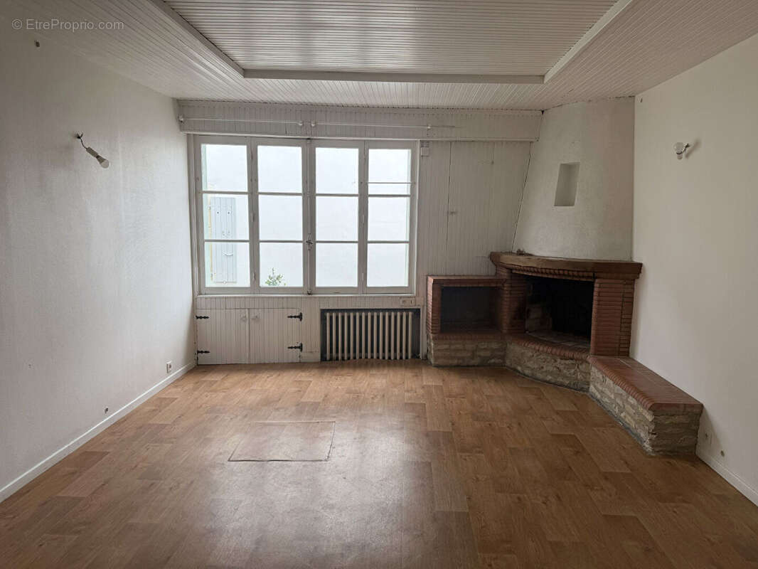 Maison à LA FLOTTE