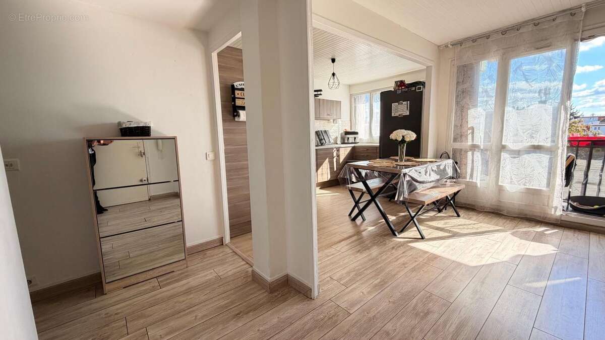 Appartement à NEUILLY-SUR-MARNE
