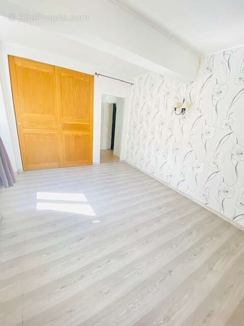 Maison à PANISSIERES