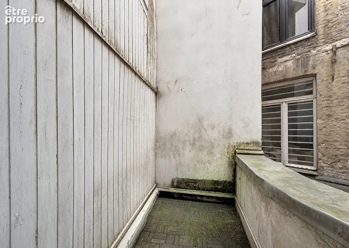 Exclusivité - studio avec terrasse libre d'occupation - vieux-lille - photo 6