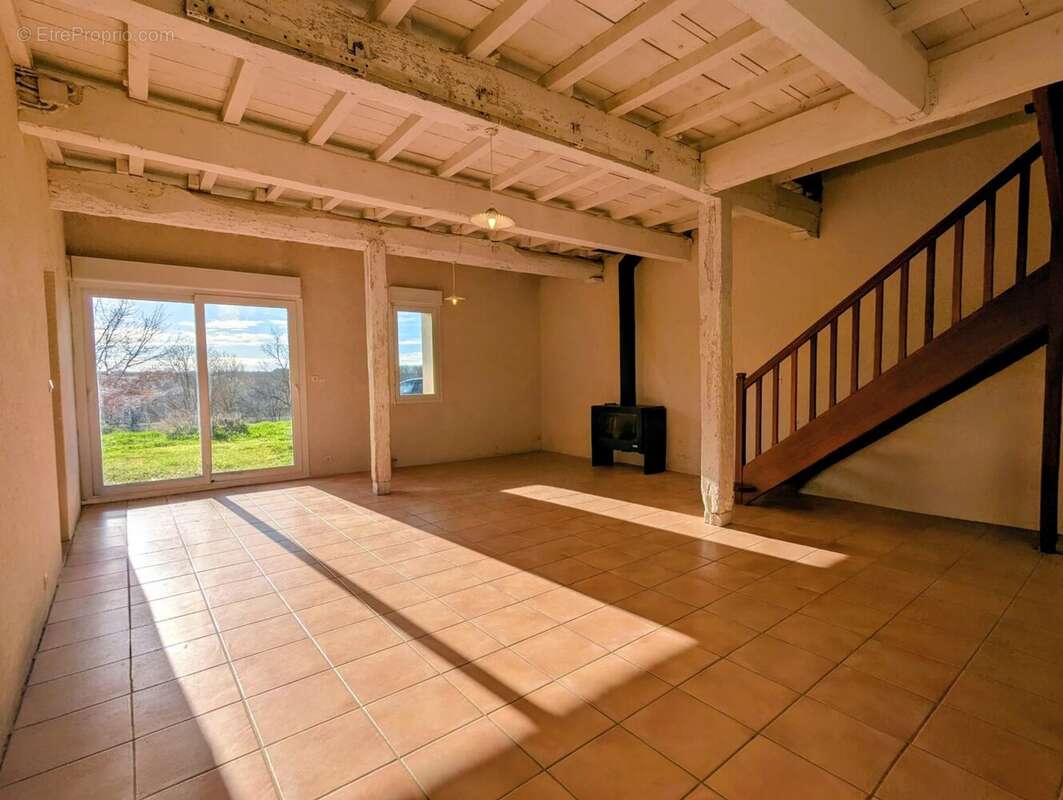 Maison à AUCAMVILLE