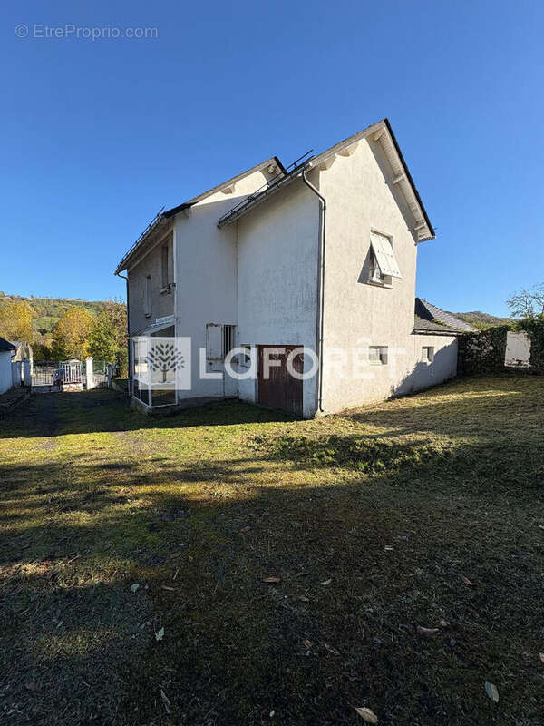 Maison à RIOM-ES-MONTAGNES