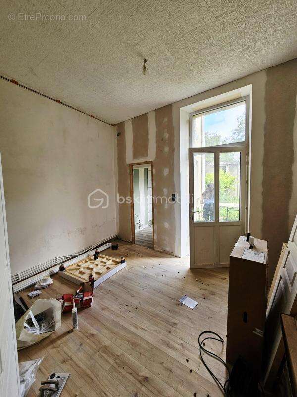 Appartement à LIGUEIL