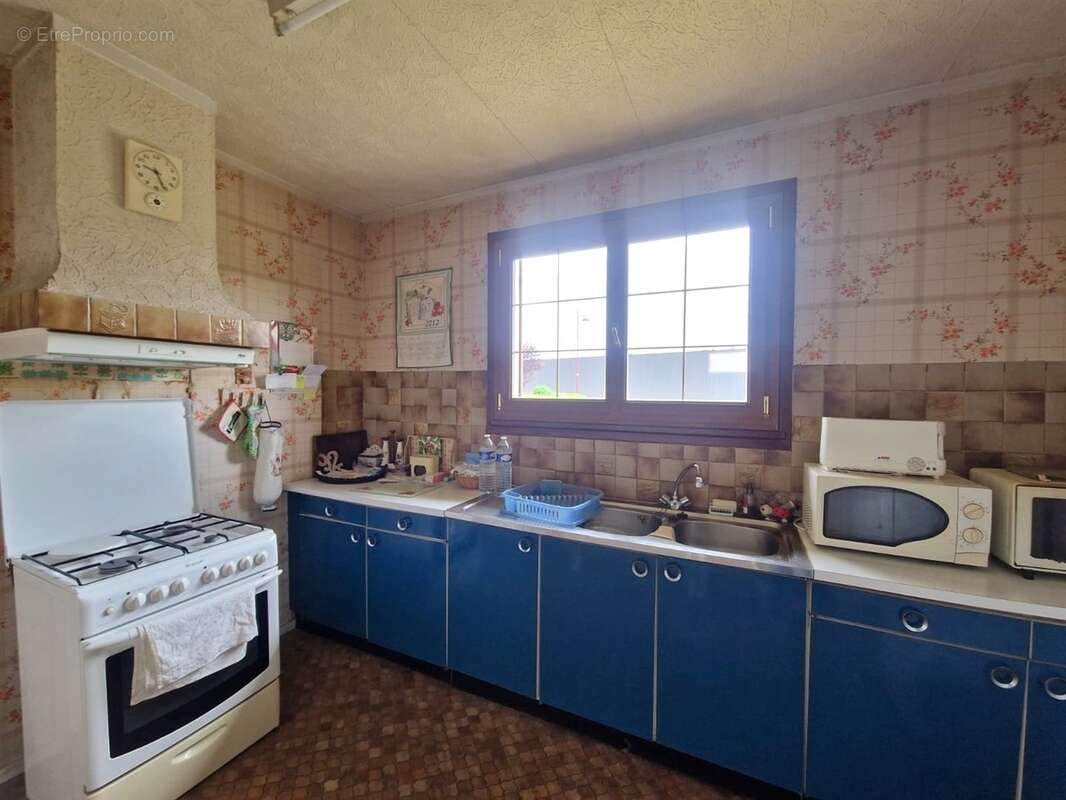 Maison à SAINT-LUBIN-DES-JONCHERETS